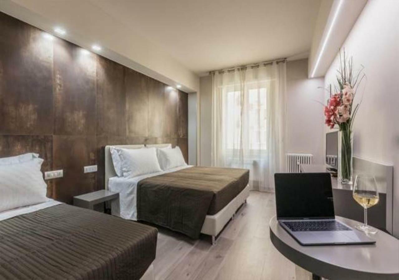 Astoria Deluxe Rooms Bologna Exterior photo